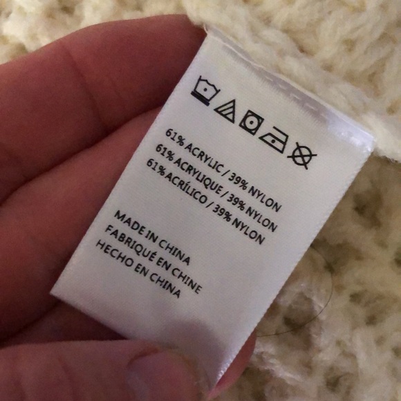 NWT Anthropologie Bell Sleeved Turtleneck Poncho One Size Cream - Picture 10 of 11